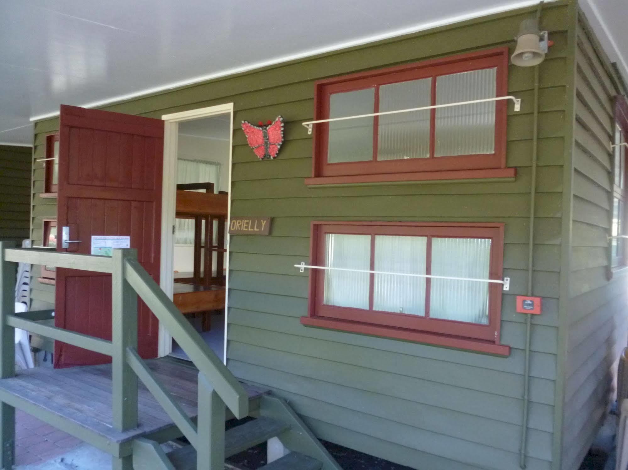 Christmas Creek Cafe & Cabins Lamington Bagian luar foto